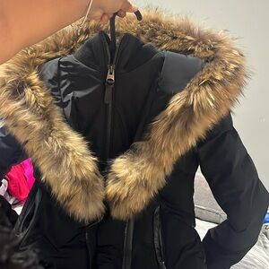 A mackage jacket brand new wore once